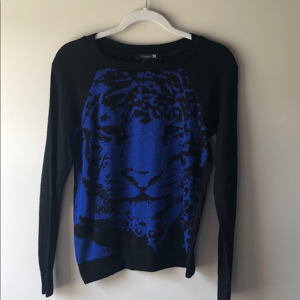 Forever 21 Crew Neck Cheetah Sweater Size S